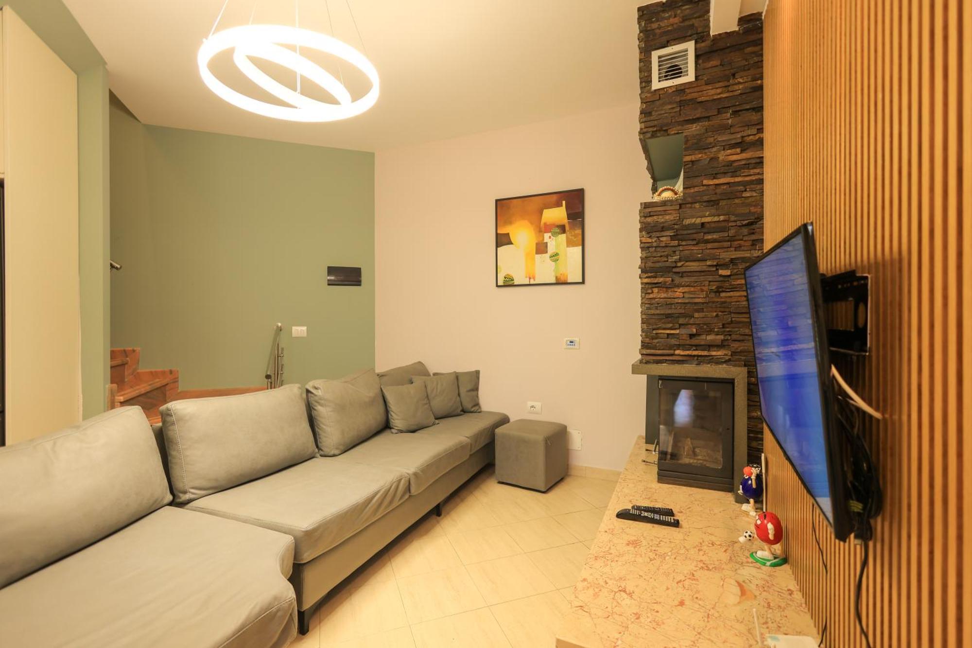 Grandstay Villa Perla Resort Durres Exterior photo